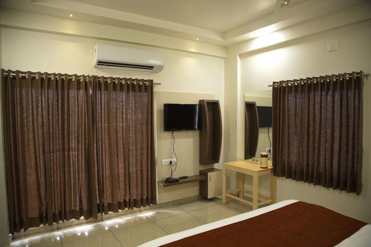 The Gir Harmony Hotel Sasan Gir Ngoại thất bức ảnh